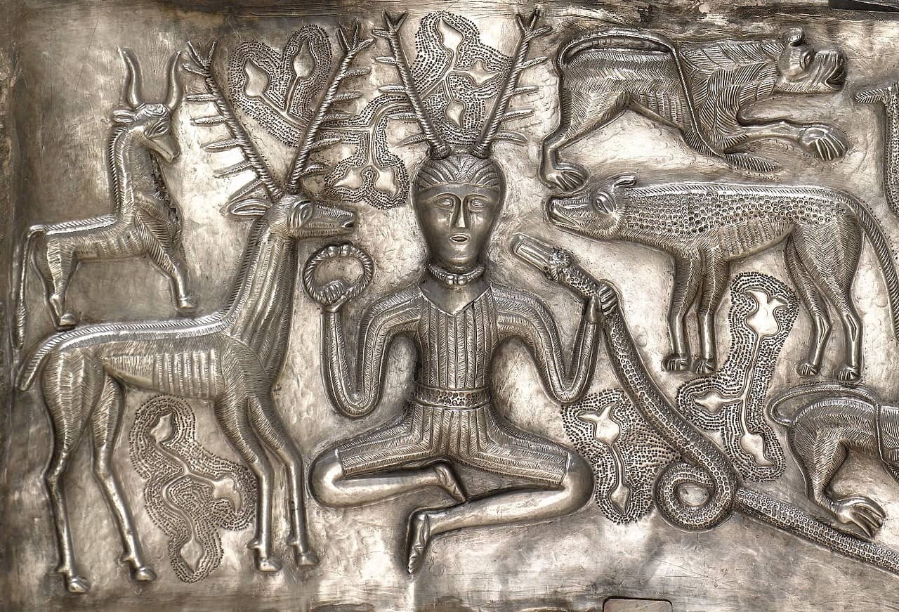 Lire la suite à propos de l’article CERNUNNOS (MAÎTRE DES ANIMAUX)