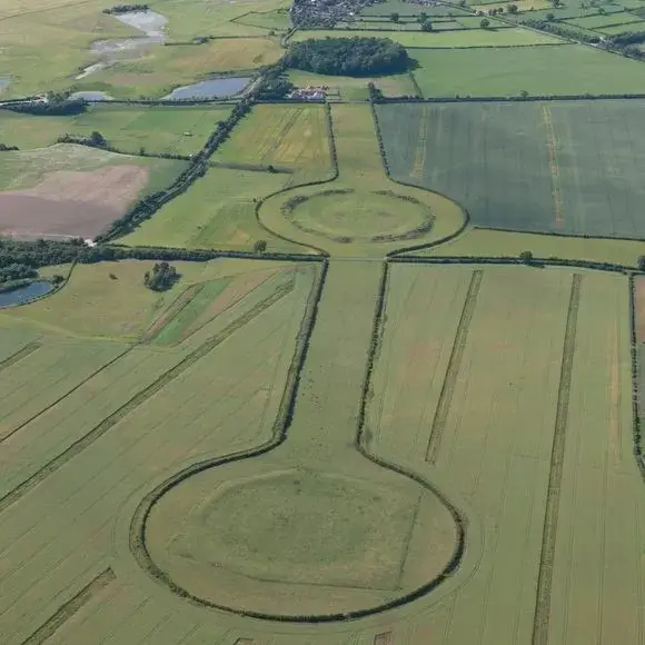 Lire la suite à propos de l’article THORNBOROUGH HENGES