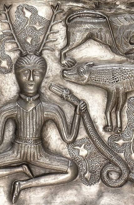 Lire la suite à propos de l’article CERNUNNOS (KERNUNNOS)